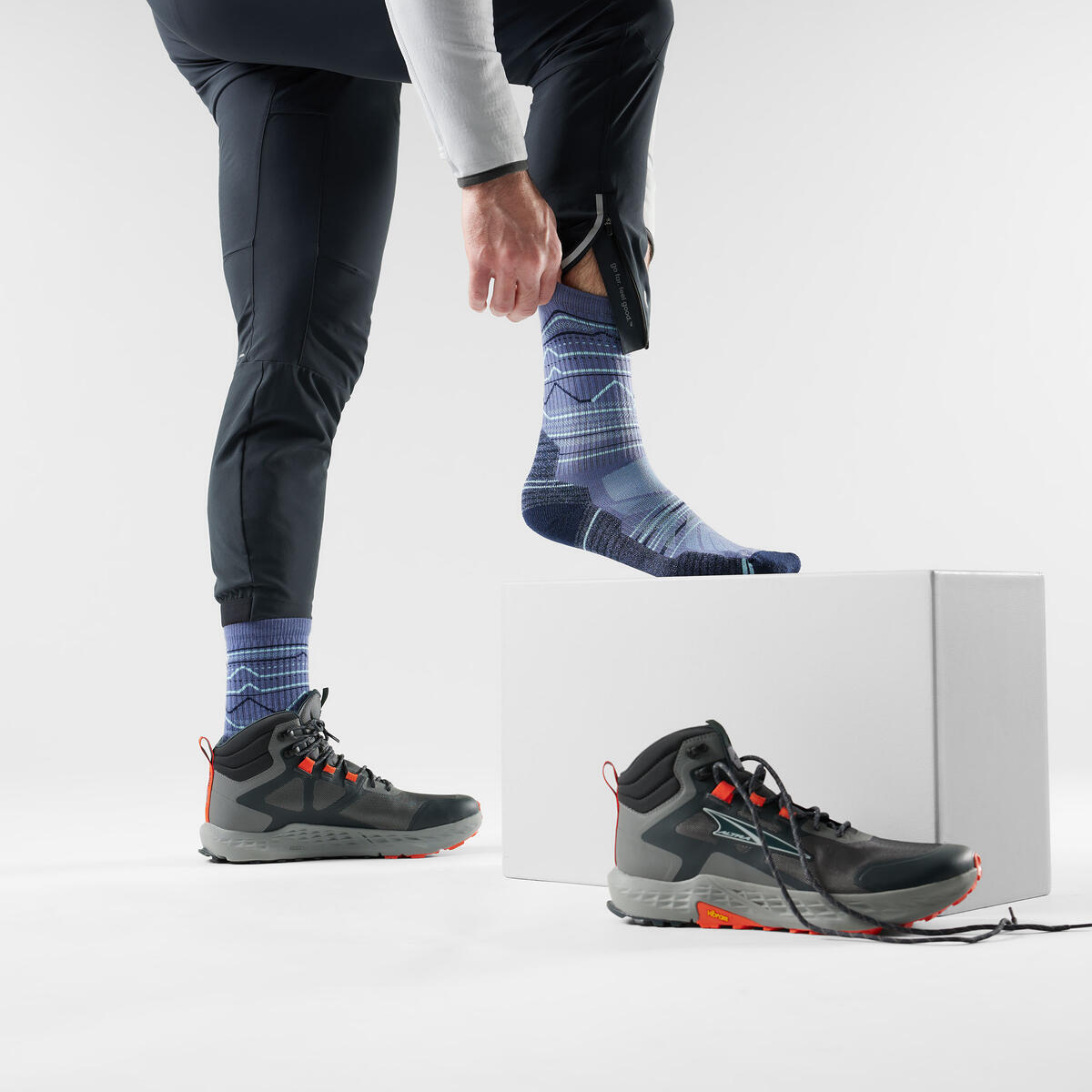 Men's Hike Light Cushion Mountain Range Pattern SW001615