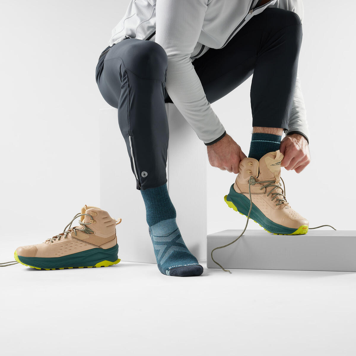 Hike Full Cushion Crew Socks SW001618