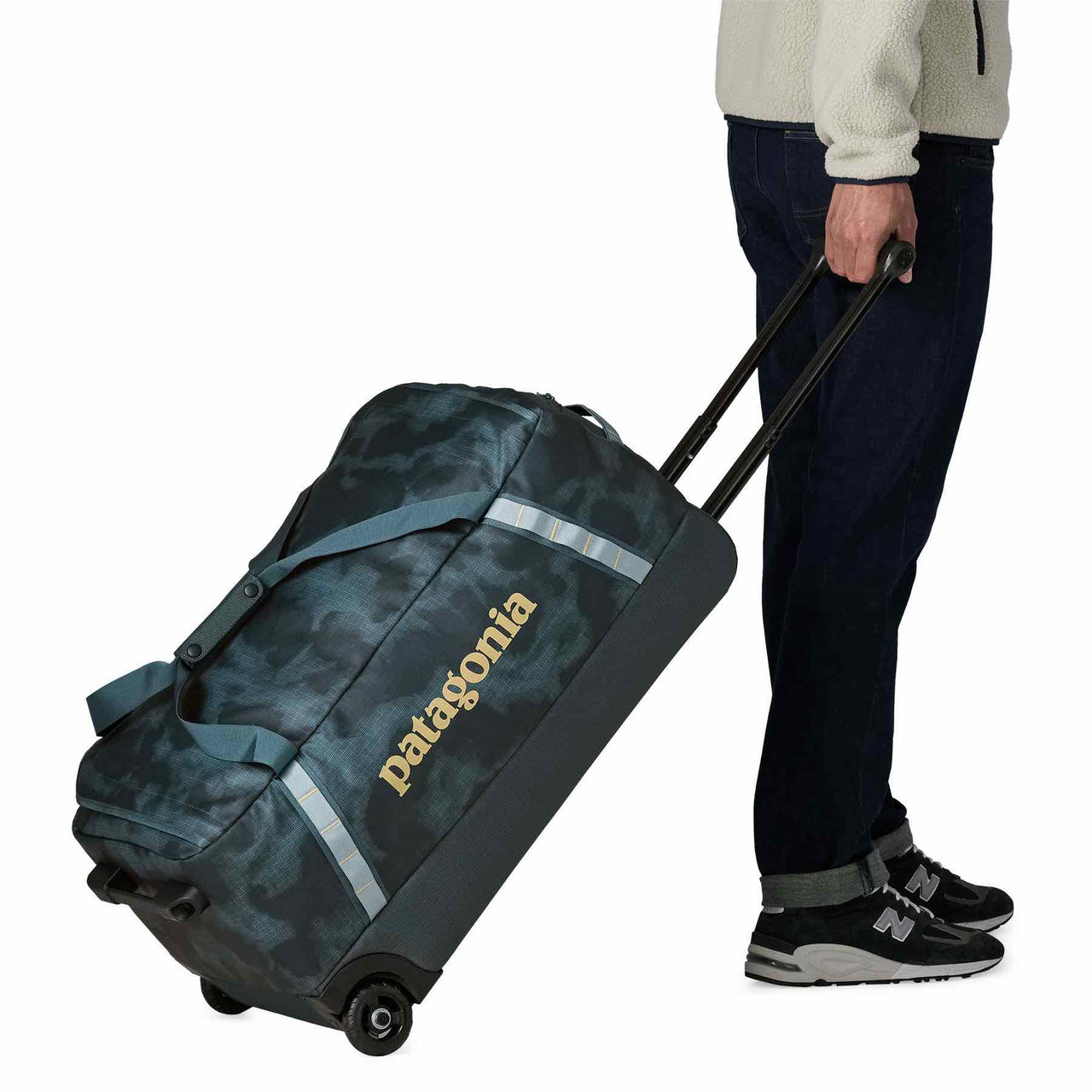 Black Hole Wheeled Duffel 70L 49382
